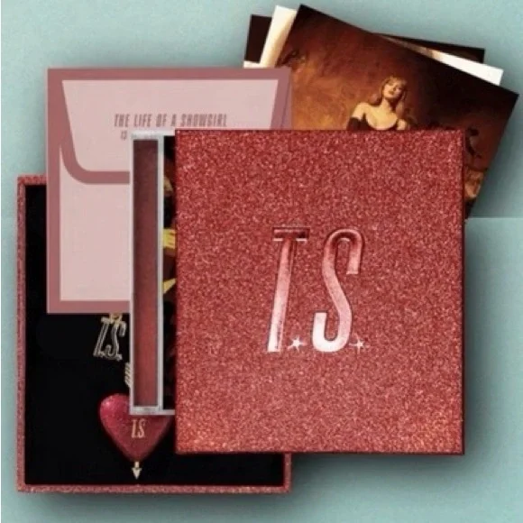 The Life of a Showgirl: It's Frightening Edition Limited Release Deluxe CD - Picture 1 of 1